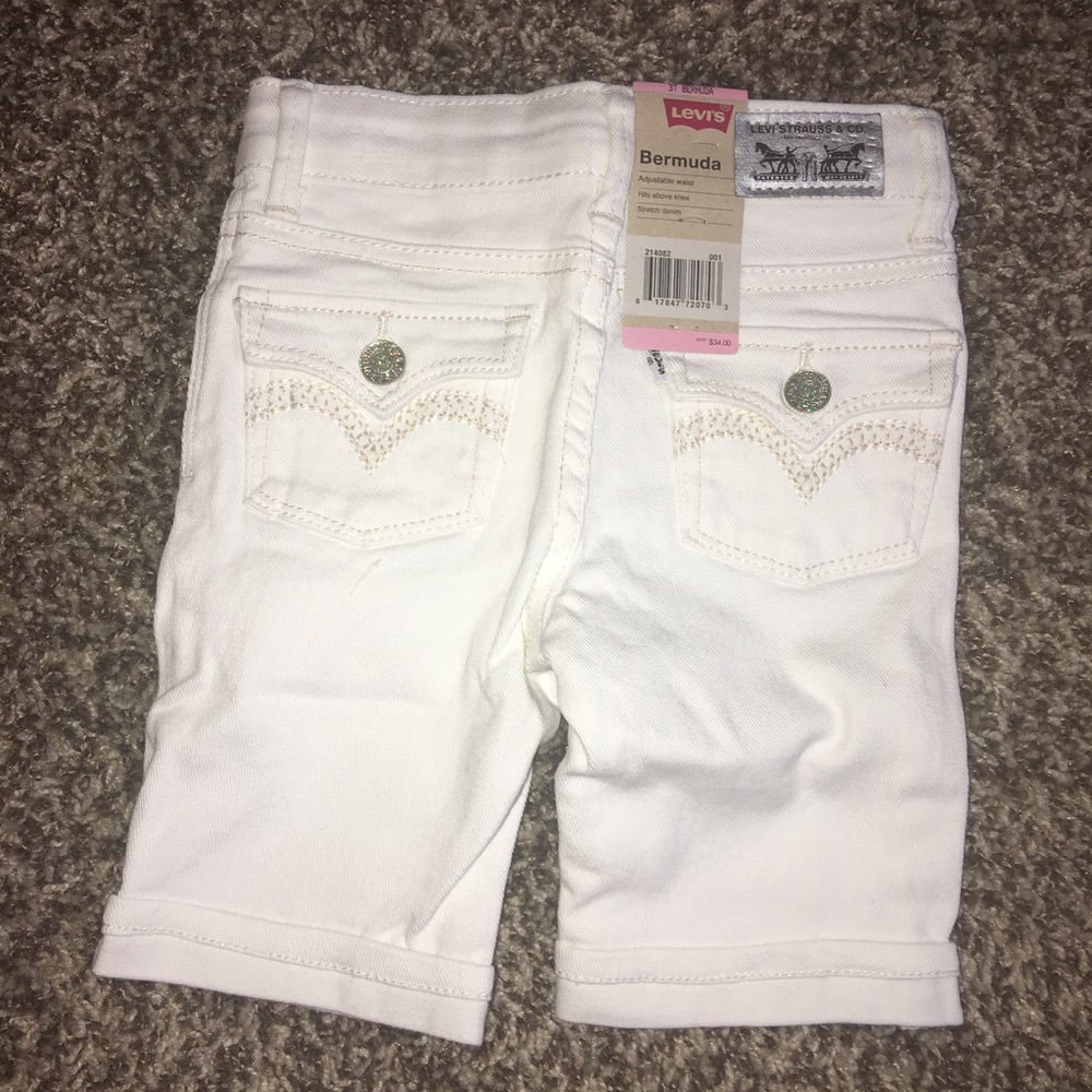 Levis Bermudas